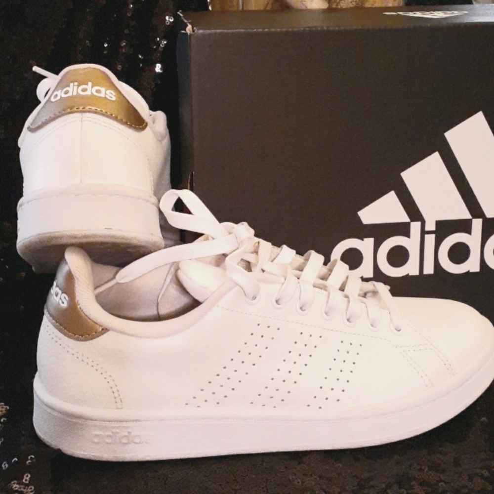 Womens sneakers